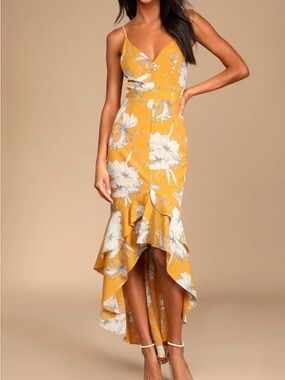 Lulu's Mustard Yellow Floral Wedding Guest Dress NWT